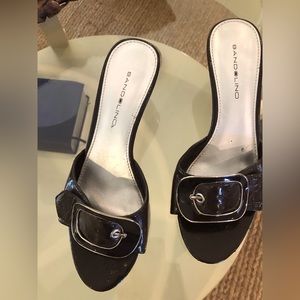 Bandolino Size 8 Dark Brown Leather Upper Slides